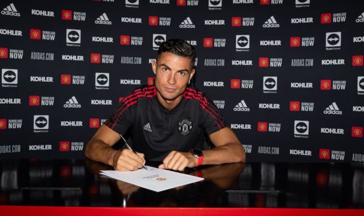 ronaldo shirt sales man utd